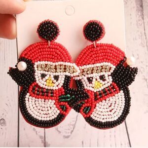 Cb#2 PENGUIN beaded christmas earrings